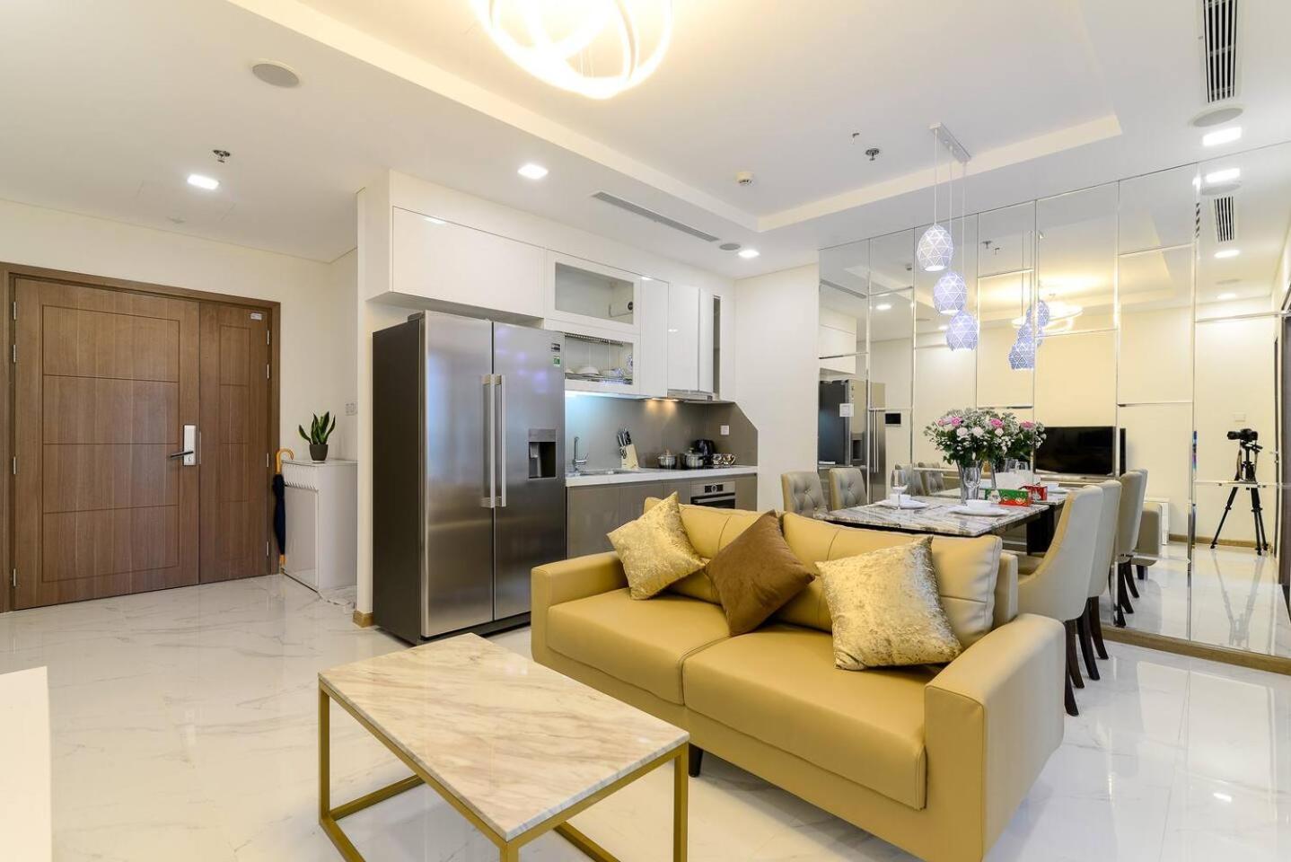 הו צ'י מין סיטי *Bom Homes* Vinhomes Central Park- Luxury Apartment מראה חיצוני תמונה