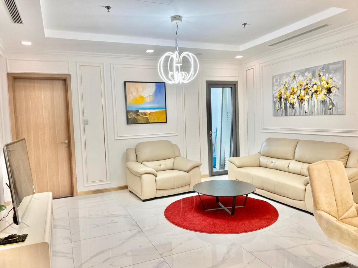 הו צ'י מין סיטי *Bom Homes* Vinhomes Central Park- Luxury Apartment מראה חיצוני תמונה