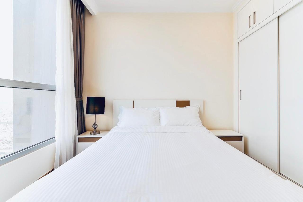 הו צ'י מין סיטי *Bom Homes* Vinhomes Central Park- Luxury Apartment מראה חיצוני תמונה